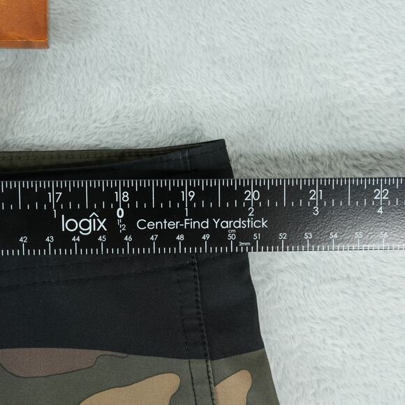 Old Navy California Board Shorts Mens 38x9 Camo Swimwear Beach Stretch - Picture 5 of 10